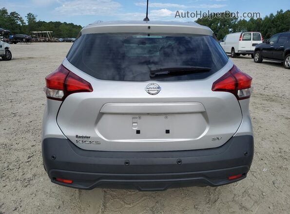 3N1CP5CV1LL526743 2020 NISSAN KICKS Silver Rear view