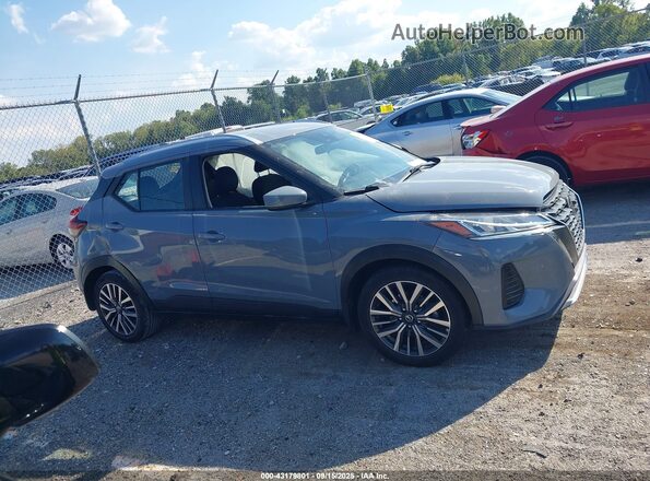 3N1CP5CV2ML492944 2021 NISSAN KICKS Silver Rear interior view