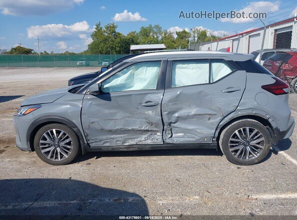3N1CP5CV2ML492944 2021 NISSAN KICKS Silver Front view