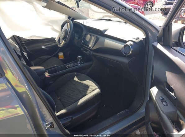 3N1CP5CV2ML492944 2021 NISSAN KICKS Silver Front interior view