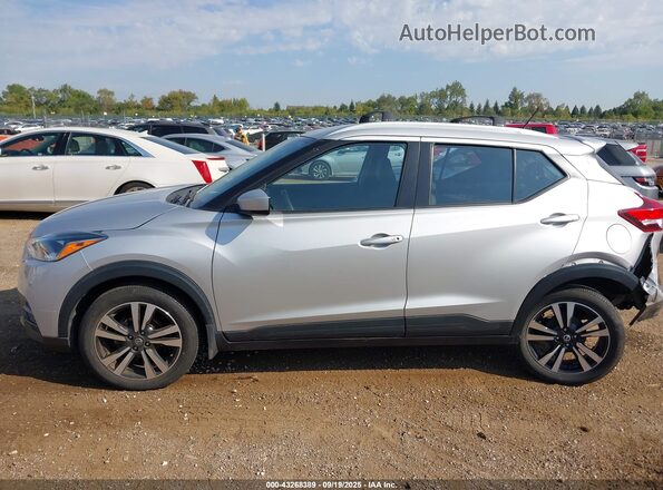 3N1CP5CV4LL503585 2020 NISSAN KICKS Silver Widok wnętrza 360 stopni