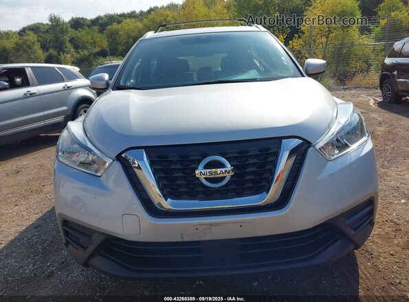 3N1CP5CV4LL503585 2020 NISSAN KICKS Silver Widok zestawu wskaźników