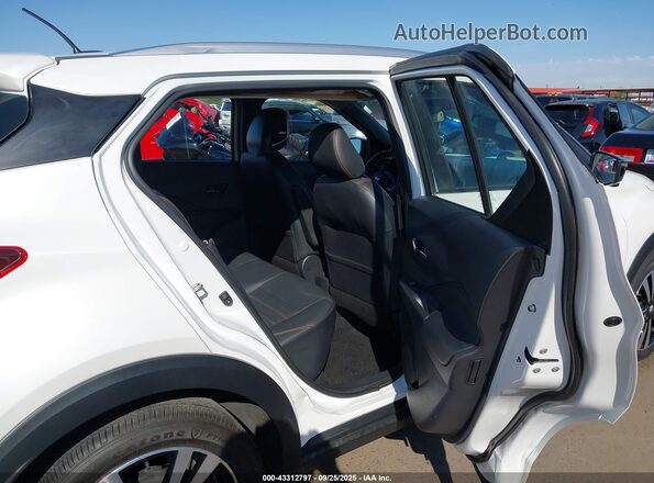 3N1CP5DV0LL511164 2020 NISSAN KICKS White VIN sticker view