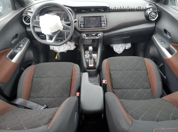 3N1CP5DV3LL531814 2020 NISSAN KICKS Gray Առջևի վահանակի տեսք