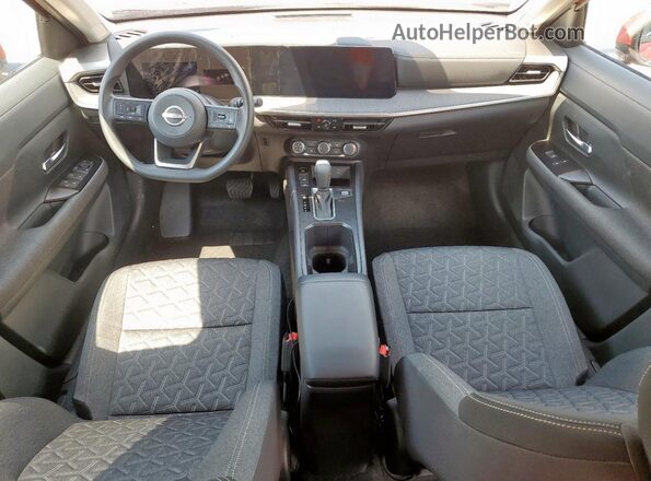 3N8AP6CA7SL319381 2025 NISSAN KICKS Maroon Вид панелі приладів