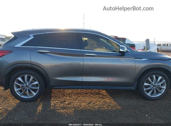 3PCAJ5BA6NF112136 2022 INFINITI QX50 Silver Rear interior view