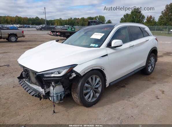 3PCAJ5BB2NF106567 2022 INFINITI QX50 White Առջևի ձախ երեք քառորդ տեսարան