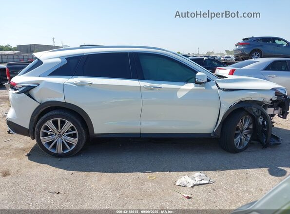 3PCAJ5CA1MF115104 2021 INFINITI QX50 White Սալոնի 360 աստիճան տեսք