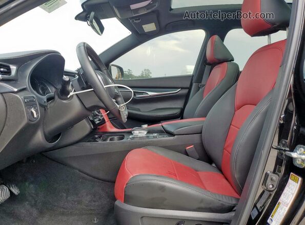 3PCAJ5FB0SF109912 2025 INFINITI QX50 Black Widok wnętrza z przodu