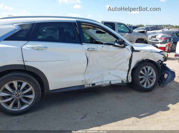 3PCAJ5M17LF117811 2020 INFINITI QX50 White Vista frontal