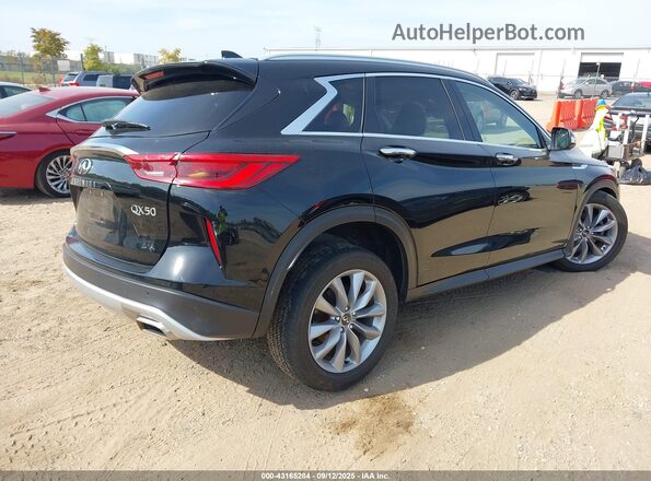 3PCAJ5M37LF107412 2020 INFINITI QX50 Black Задня права чверть