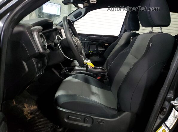 3TMCZ5AN6PM558016 2023 TOYOTA LE Gray Vista interior delantera