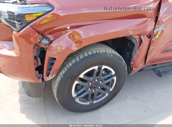 3TMKB5FN9SM035400 2025 TOYOTA TACOMA Orange Вид спереду
