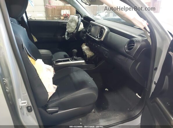 3TYCZ5AN5MT023002 2021 TOYOTA TACOMA Gray წინა სალონის ხედი