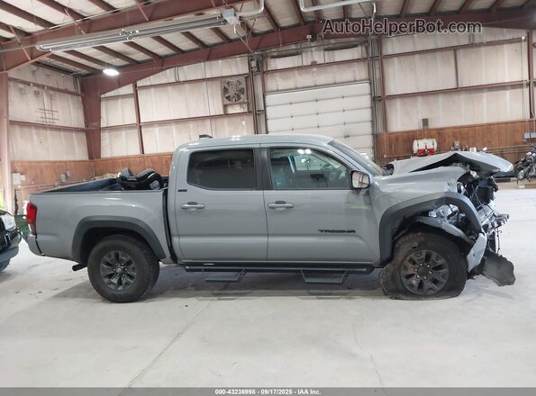3TYCZ5AN5MT023002 2021 TOYOTA TACOMA Gray უკანა სალონის ხედი
