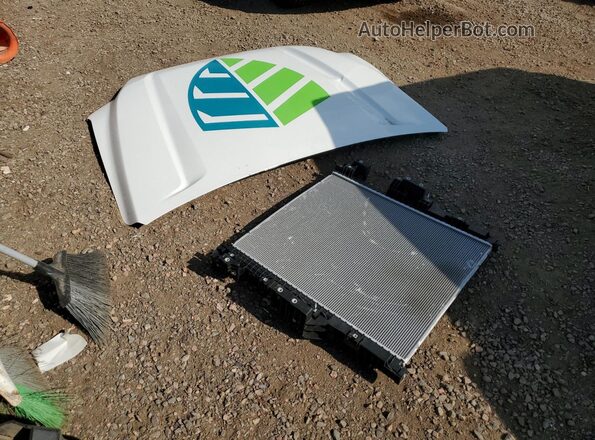 3TYJDAHNXST024390 2025 TOYOTA TACOMA Белый 