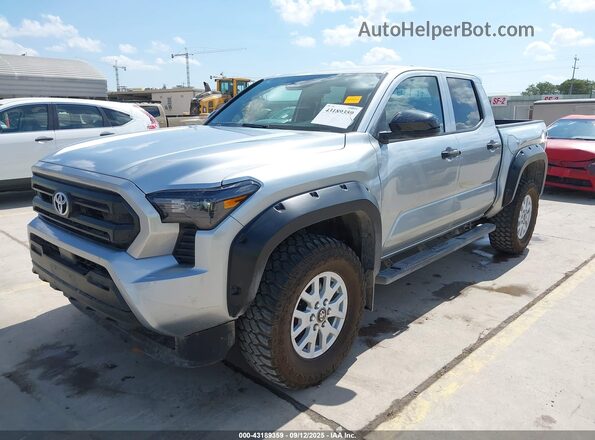 3TYKD5HN5RT009771 2024 TOYOTA TACOMA Silver Առջևի ձախ երեք քառորդ տեսարան