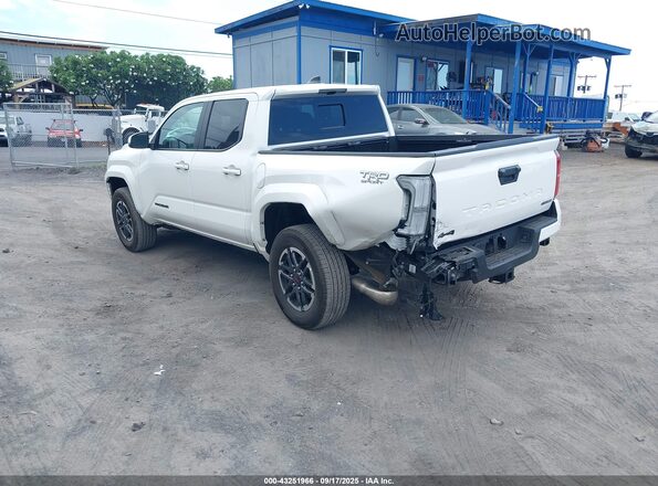 3TYLC5LN0RT004654 2024 TOYOTA TACOMA HYBRID White Вид спереду