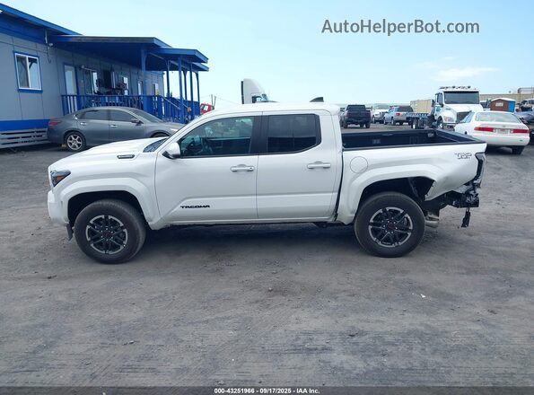 3TYLC5LN0RT004654 2024 TOYOTA TACOMA HYBRID White Панорамний вид салону 360°