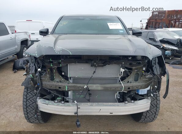 3TYLC5LN3ST025875 2025 TOYOTA TACOMA HYBRID Black Widok wnętrza z tyłu