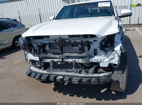 3TYLC5LN7RT011830 2024 TOYOTA TACOMA HYBRID Белый Вид спереди