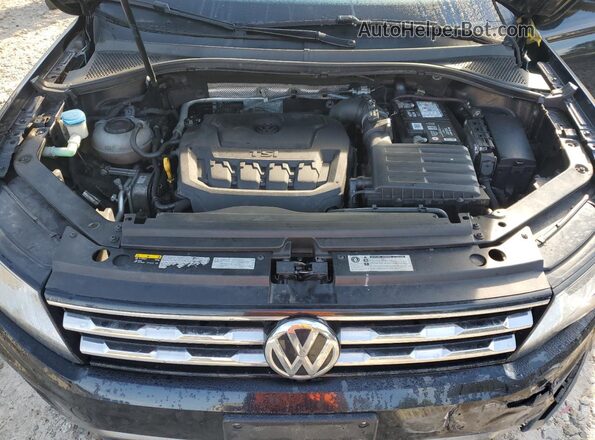 3VV0B7AX0JM019615 2018 VOLKSWAGEN TIGUAN Black 