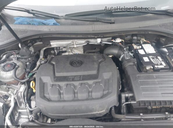 3VV0B7AX5LM142734 2020 VOLKSWAGEN TIGUAN Silver Вид ззаду