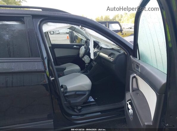 3VV1B7AX1LM170552 2020 VOLKSWAGEN TIGUAN Black Вид салону спереду