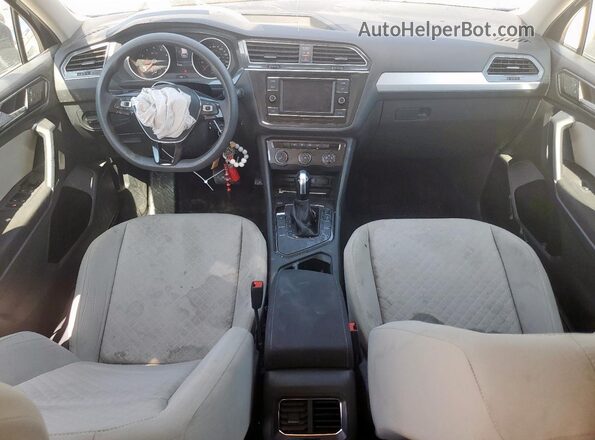 3VV1B7AX2JM058100 2018 VOLKSWAGEN TIGUAN Blue 