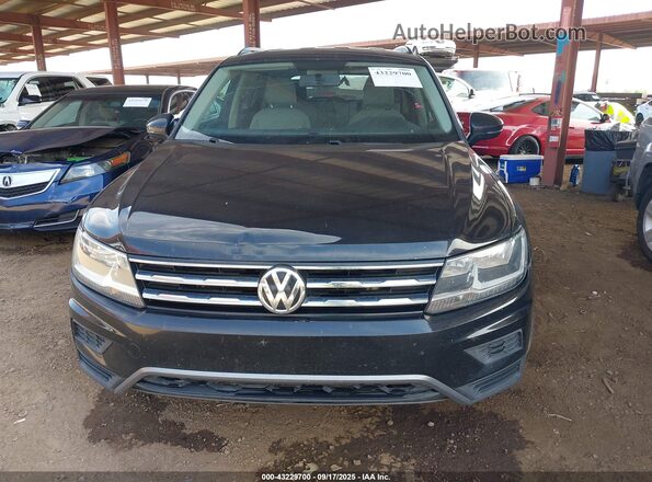 3VV1B7AX4JM121682 2018 VOLKSWAGEN TIGUAN Black 