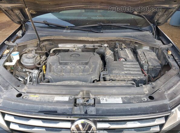 3VV1B7AX4JM121682 2018 VOLKSWAGEN TIGUAN Black 