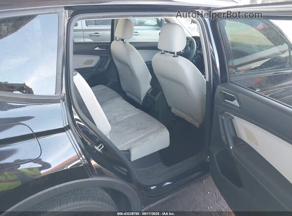 3VV1B7AX4JM121682 2018 VOLKSWAGEN TIGUAN Black 