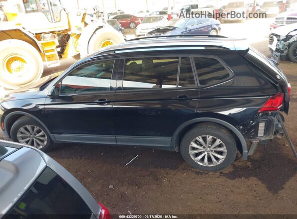 3VV1B7AX4JM121682 2018 VOLKSWAGEN TIGUAN Black 