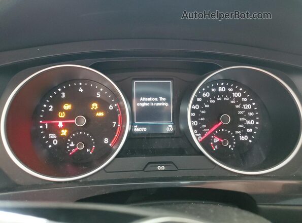 3VV1B7AX6JM023799 2018 VOLKSWAGEN TIGUAN Black 