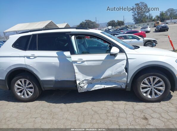 3VV1B7AX7LM123543 2020 VOLKSWAGEN TIGUAN White Вид задньої частини салону