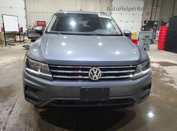 3VV2B7AX1LM116074 2020 VOLKSWAGEN TIGUAN Gray Front view