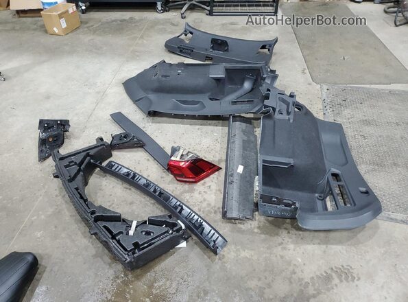 3VV2B7AX1LM116074 2020 VOLKSWAGEN TIGUAN Gray VIN sticker view