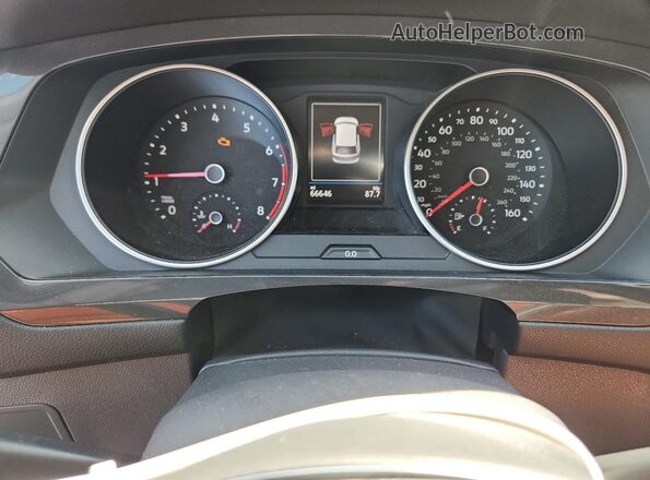 3VV2B7AX3JM003997 2018 VOLKSWAGEN TIGUAN Gray 