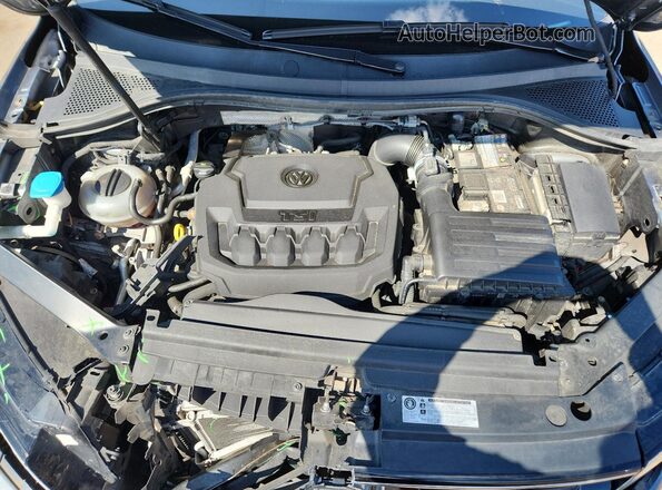 3VV2B7AX3JM003997 2018 VOLKSWAGEN TIGUAN Gray 