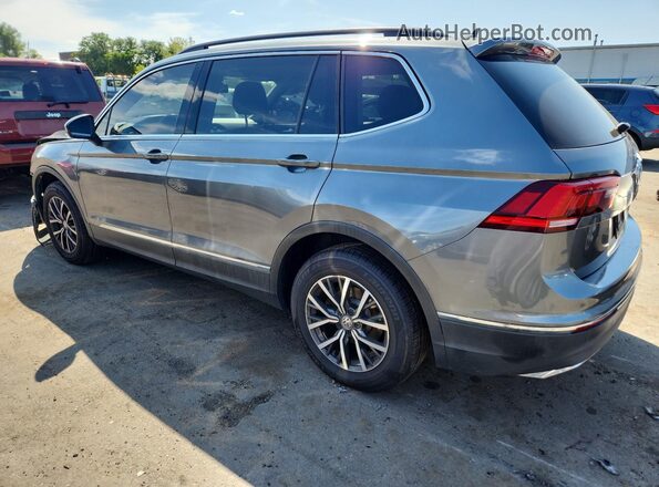 3VV2B7AX3JM003997 2018 VOLKSWAGEN TIGUAN Gray 