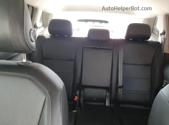 3VV2B7AX3JM095533 2018 VOLKSWAGEN TIGUAN White 