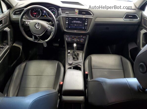 3VV2B7AX3KM049895 2019 VOLKSWAGEN TIGUAN Gray Widok deski rozdzielczej