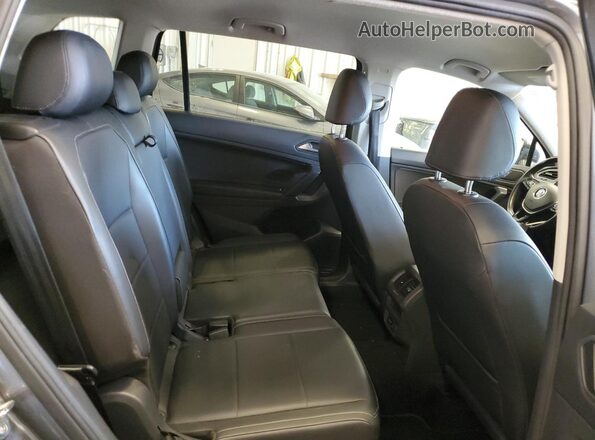 3VV2B7AX3KM049895 2019 VOLKSWAGEN TIGUAN Gray Widok wnętrza z tyłu