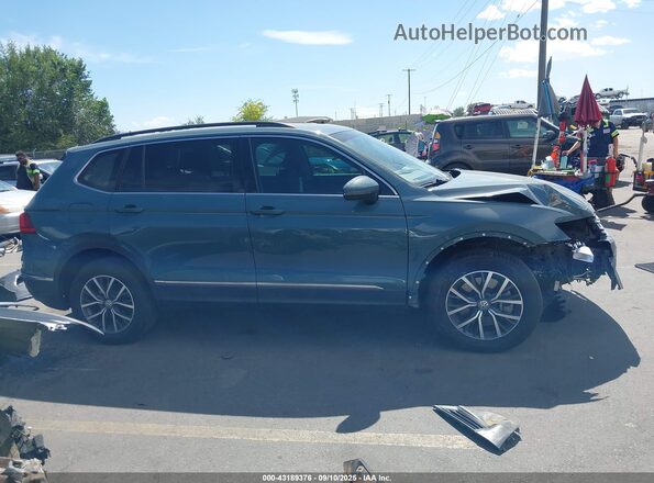 3VV2B7AX4LM064018 2020 VOLKSWAGEN TIGUAN Light Blue Вид задньої частини салону