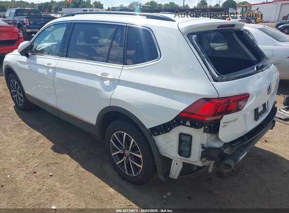 3VV2B7AX4LM091767 2020 VOLKSWAGEN TIGUAN White Trasero izquierdo