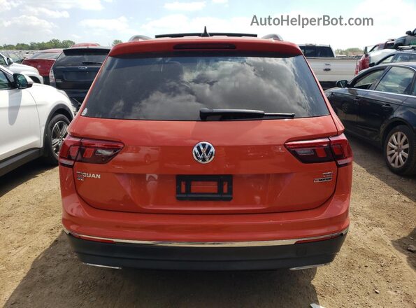 3VV2B7AX7JM070053 2018 VOLKSWAGEN TIGUAN Orange 