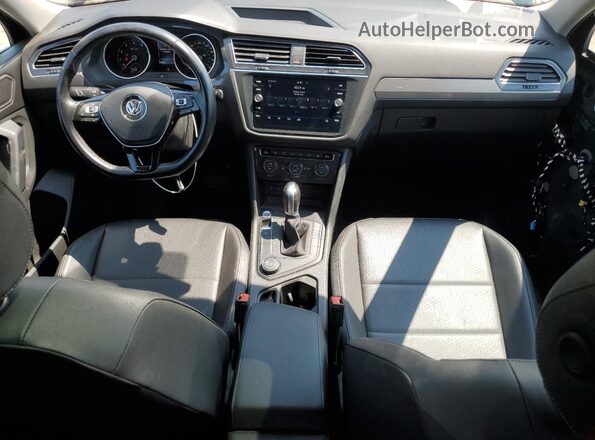 3VV2B7AX8KM190624 2019 VOLKSWAGEN TIGUAN Green Dashboard view