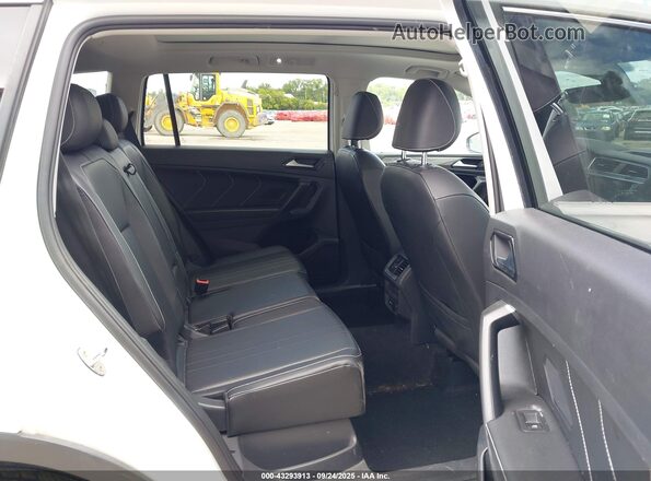 3VV2B7AX8NM034006 2022 VOLKSWAGEN TIGUAN White VIN კოდის სტიკერის ხედი