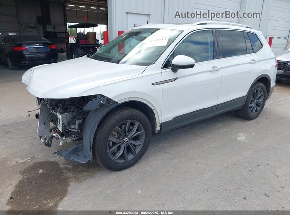 3VV2B7AX8NM034006 2022 VOLKSWAGEN TIGUAN White წინა მარცხენა ხედი სამი მეოთხედიდან
