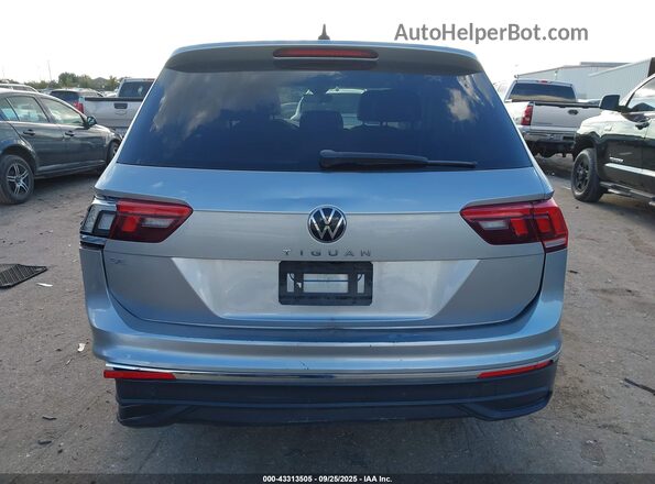 3VV3B7AX0NM172434 2022 VOLKSWAGEN TIGUAN Silver 